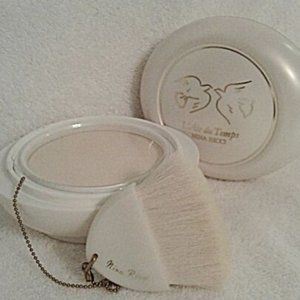 L'AIR DU TEMPS NINA RICCI PERFUMED BODY POWDER